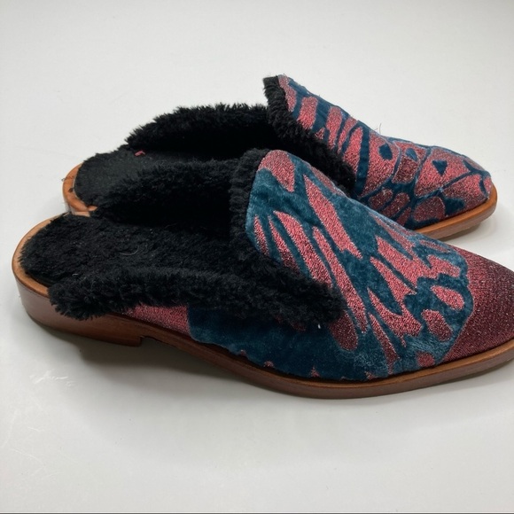 Free People | Butterfly Effect Faux Fur Mules Size 37 - Picture 3 of 6